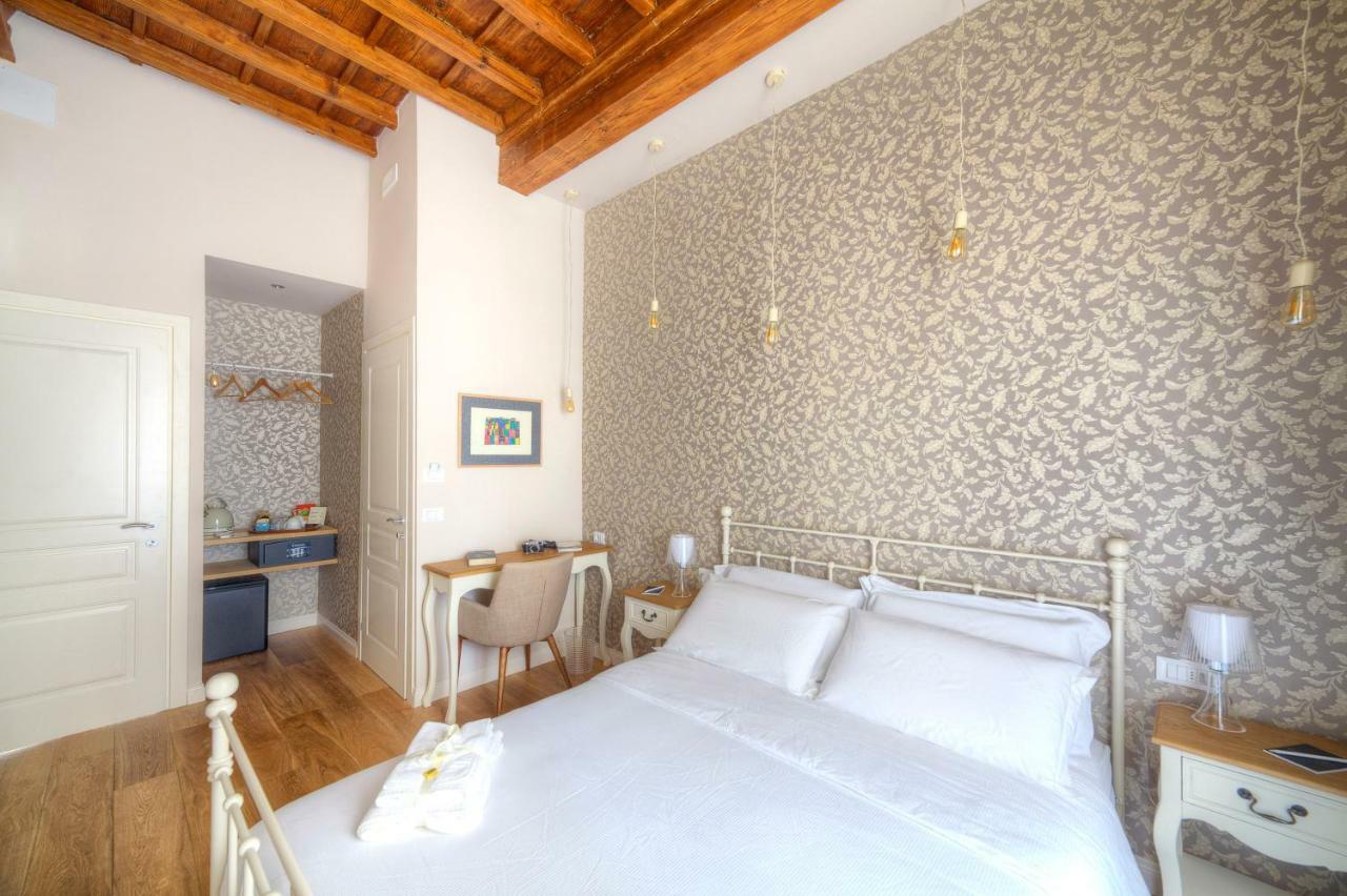 Assaporarte Bed & Breakfast Florenţa Exterior foto
