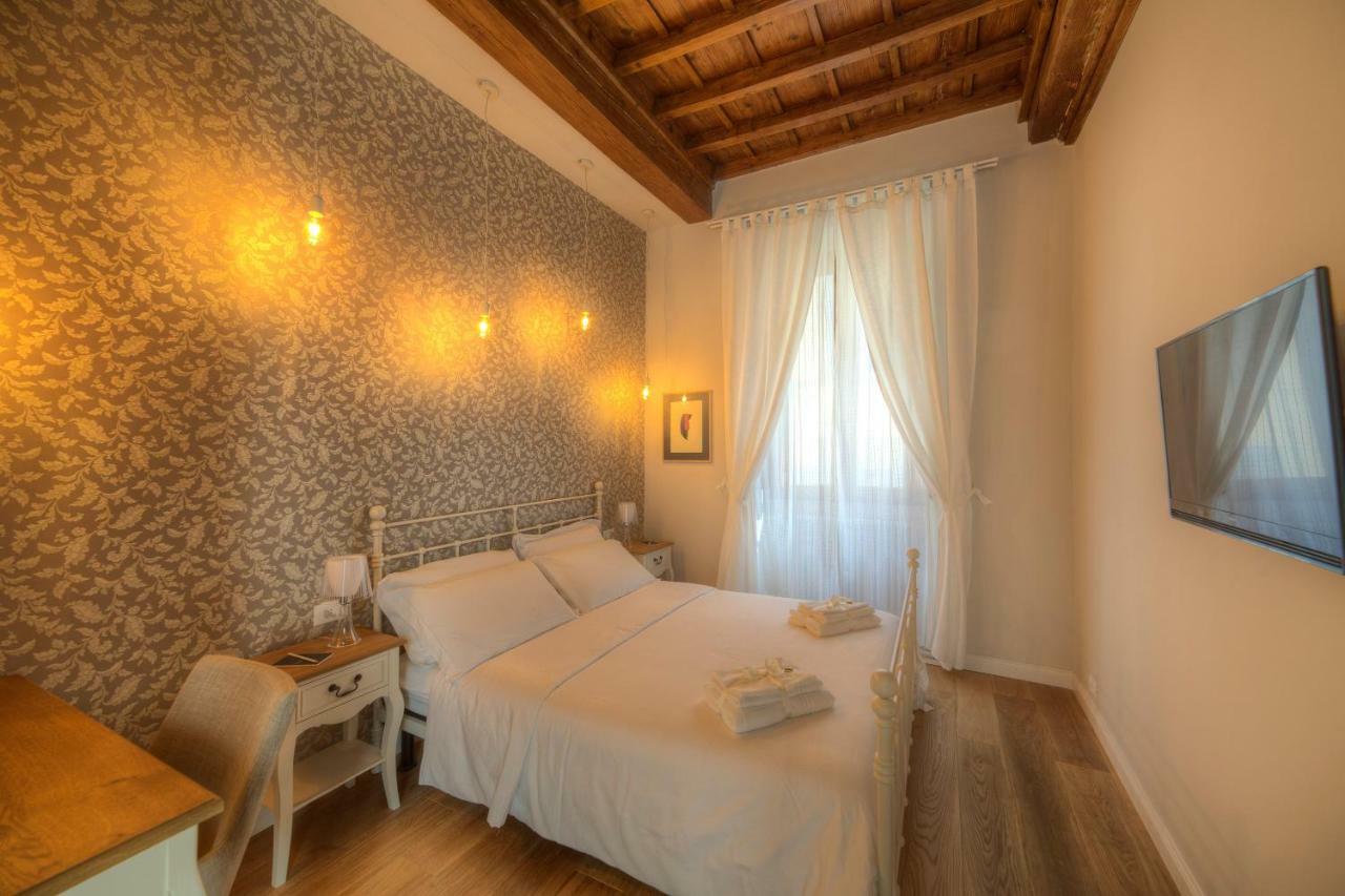 Assaporarte Bed & Breakfast Florenţa Exterior foto